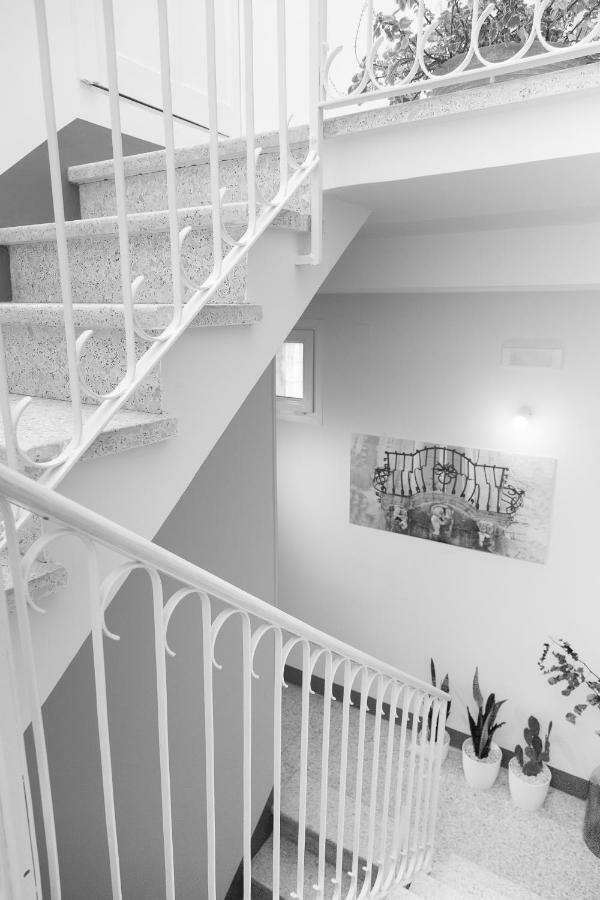 Tocco Barocco - Locazioni Brevi - Hotel Ragusa Kültér fotó