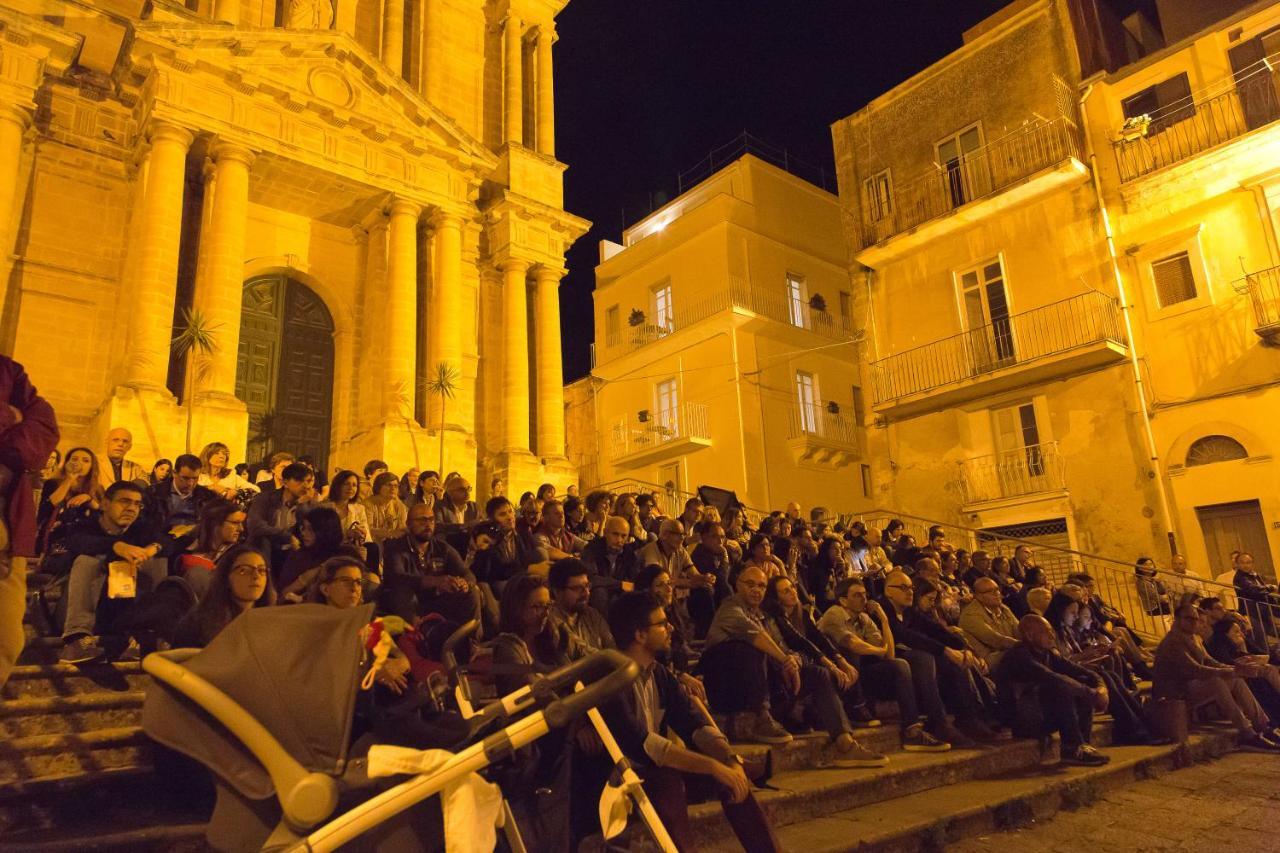 Tocco Barocco - Locazioni Brevi - Hotel Ragusa Kültér fotó