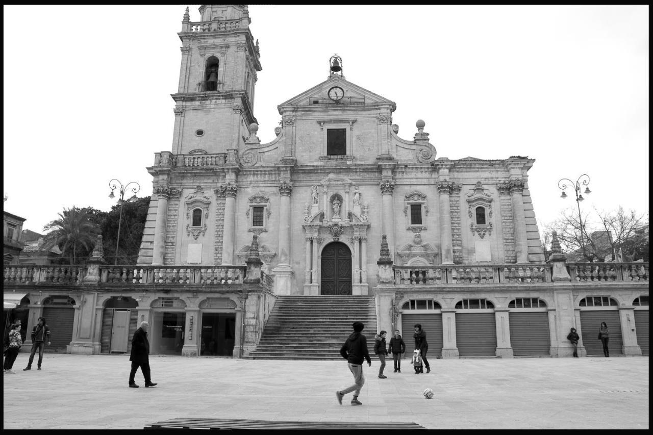 Tocco Barocco - Locazioni Brevi - Hotel Ragusa Kültér fotó
